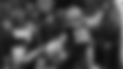 Check out the game action shots from the New Orleans Saints game against the New York Giants in Week 15 of the 2023 NFL season.