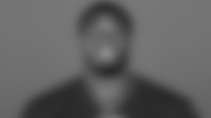 Headshot-Zaire-Mitchell-Paden-1920-102425