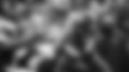 New Orleans Saints announced that they have agreed to terms with free agent defensive end Chase Young on Monday, March 18, 2024. Check out Chase in action with the San Francisco 49ers and Washington Commanders during his NFL career.