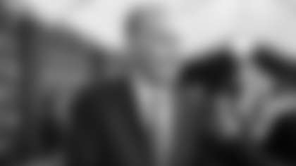 CP-Paul-Tagliabue-NFL-Commissioner-1920-110925