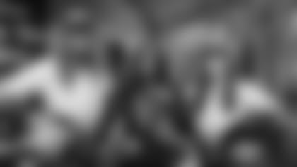 COMMUNITY/12s VOTE/FAN IMAGES/Image 6