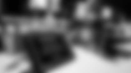 PREMIUM-SEATING/CLUB-LOUNGE/Photo Gallery Image 1