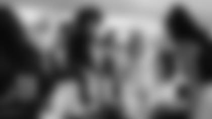 COMMUNITY/12s VOTE/FAN IMAGES/Image 8