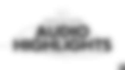 Zach Charbonnet gets his second touchdown of the game rushing in for a yard to extend the Seahawks' lead.