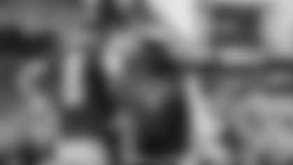 Pittsburgh Steelers head coach Mike Tomlin and quarterback Aaron Rodgers (8) prior to a regular season game between the Pittsburgh Steelers and the Cleveland Browns, Sunday, Oct. 12, 2025 in Pittsburgh, PA. The Steelers defeated the Browns 23-9. (Karl Roser / Pittsburgh Steelers)