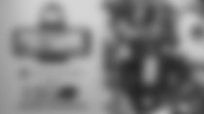 Postgame_Press_Conference_2025_Week13_Bills_Rodgers_Aaron