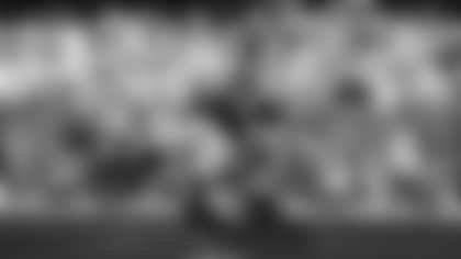 Take a look at the best photos from the Week 12 game against the Chicago Bears at Soldier Field