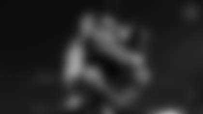 Austin_Calvin_2025_Week18_Ravens_4Q_Celebration