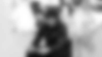 An image from the Sept. 10, 2024 Reading with the Pros community development event at Mading Elementary in Houston, TX.