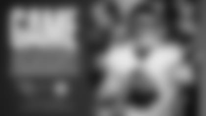 Levis' 29-yard pass to Chris Moore