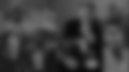 24-super-bowl-titans2