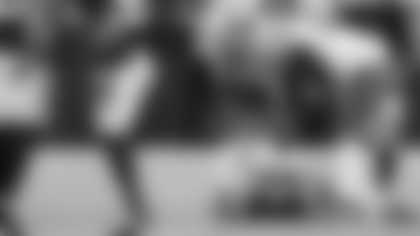 Bryce Young, offensive line