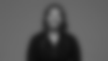 2025_Ella_Pearson-headshot-2560