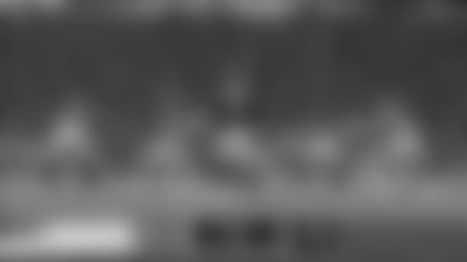 Jordan Addison's leaping high-point catch has epic toe-tap ending to it