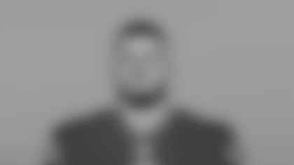 HEADSHOT-TEMPLATE-Rucci