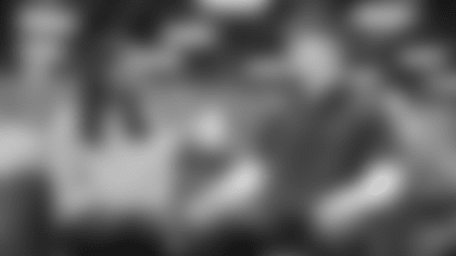 Jasmine Baker sits down with Jeff King at the NFL Combine to discuss his journey at the Bears and how his experience as a former NFL tight end shapes his view of the scouting process.