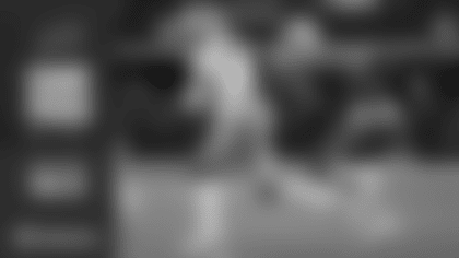 game-predictions-ed-oliver-cowboys