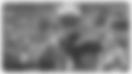 PhilipRiversRetireCharger