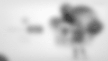 25-colts-social-shaq-leonard-tribute-16x9