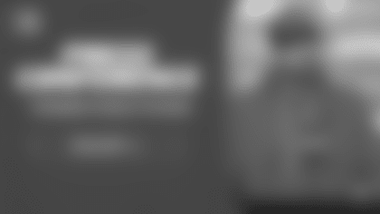 Watch offensive coordinator Tanner Engstrand talk to the media Thursday of Week 18.