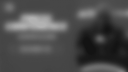 Watch HC Aaron Glenn talk to the media after their Week 17 game.