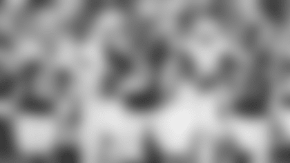 Watch the 10 best highlight plays made by the Jets during the 2025 NFL Season.