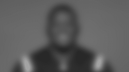 Lowe_Vederian_headshot