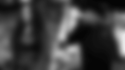 TinasheRev_thumb_112423