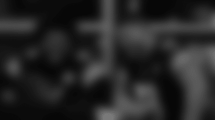 TVStory_Huddle_for_Holidays_01