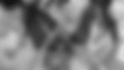 TVStory_Elliott_Thanksgiving_06