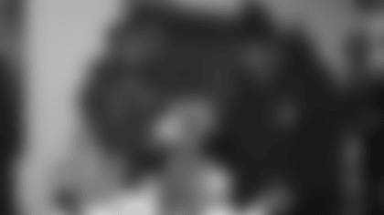 TVStory_Smith_Thanksgiving_02