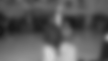 TVStory_Highsmith_PGHProject_Visit_1218_05