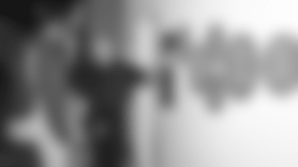 TVStory_Smith_Thanksgiving_04