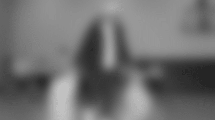 TVStory_Highsmith_PGHProject_Visit_1218_04