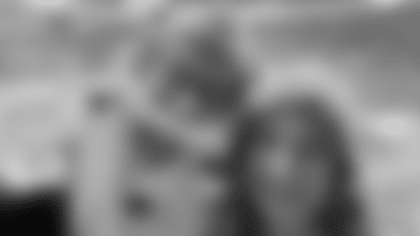 1208MailbagTomVanderWellPic