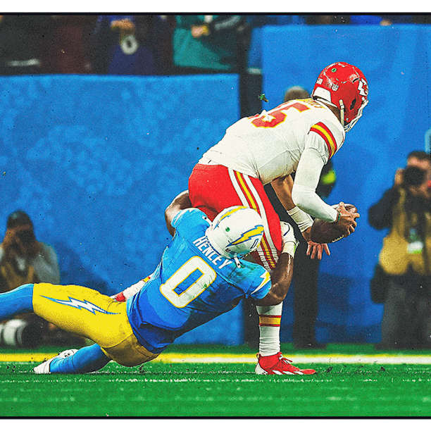 Daiyan Henley Highlight: Sacks Patrick Mahomes