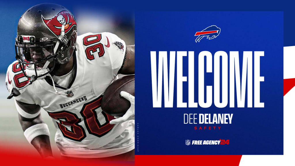 Bills sign safety Dee Delaney
