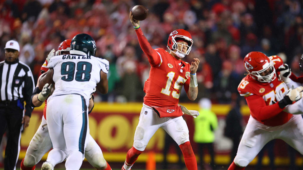 Monday Night football: Eagles rally past Chiefs as late miscues