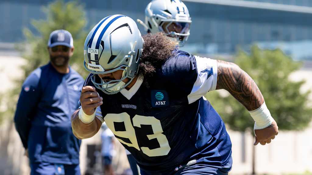 UPDATE: Undrafted Monster? Dallas Cowboys’ Rookie Shocks NFL with Ruthless Bull-Rush That Has Coaches Rethinking Entire Depth Chart — Locker Room Buzzes Over Training Camp Breakout as Veteran Linemen Struggle to Contain Him! Could This Unknown Beast Become Dallas’ Secret Weapon in 2025? Scouts Stunned, Opponents Warned, and Fans Begging for More Snaps in Preseason After Explosive Practices Leave No Doubt: A New Star Might Be Born in Big D!.bebe - Winunie