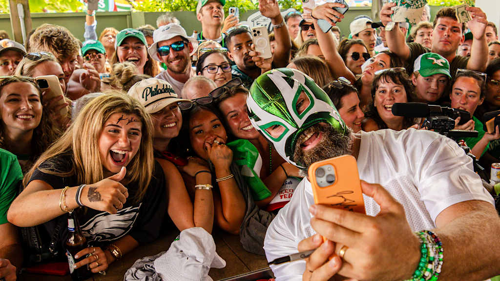 Today: Jason Kelce hosts 5th annual Team 62 at the Ocean Drive