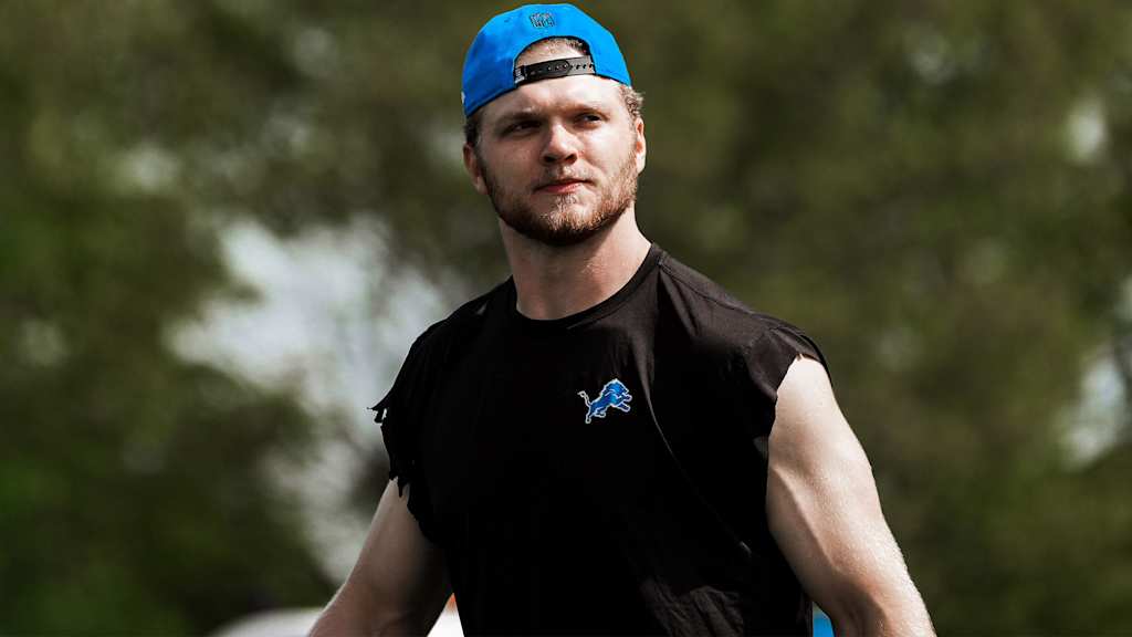 Detroit Lions DL Aidan Hutchinson confirms he's fully cleared for football activity
