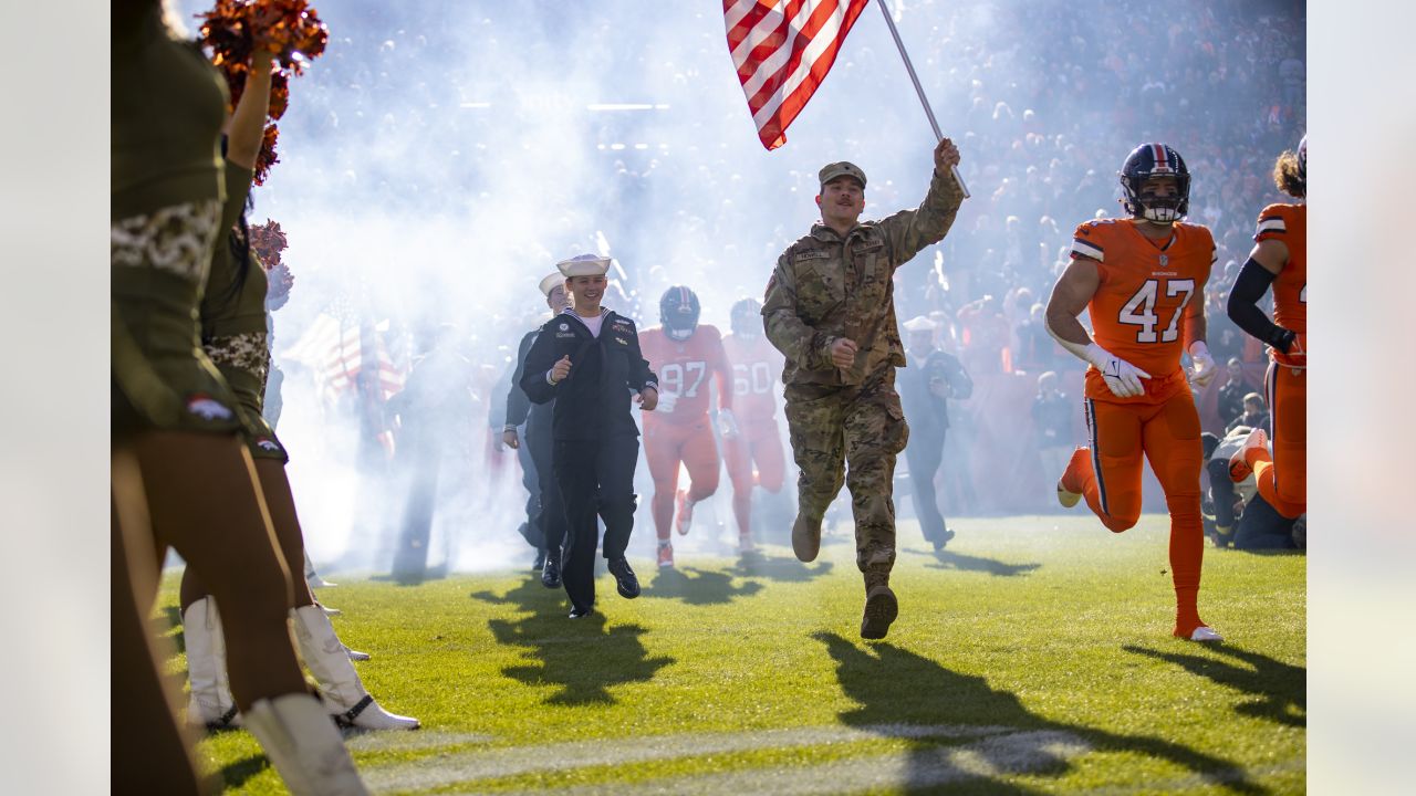 Broncos salute to store service 2018