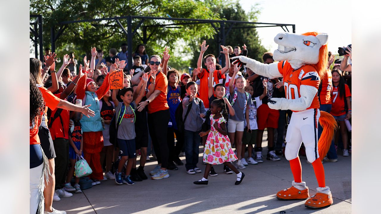 Photos: Broncos spread game-day spirit with 'Countdown Caravan' throughout  Denver before 2024 home opener