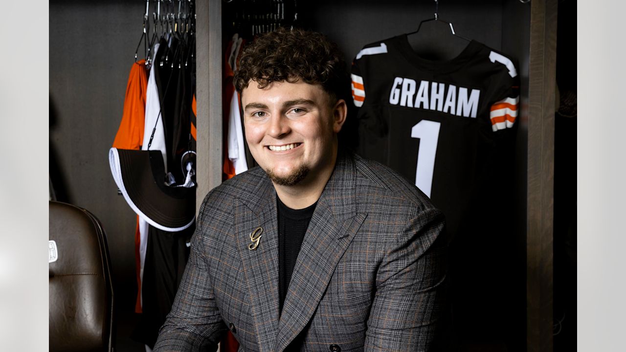 Browns sign first-round DT Mason Graham