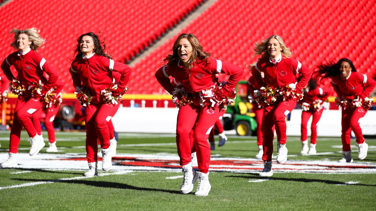 Photos: Chiefs Cheer and Entertainment from Week 14 vs. Bills