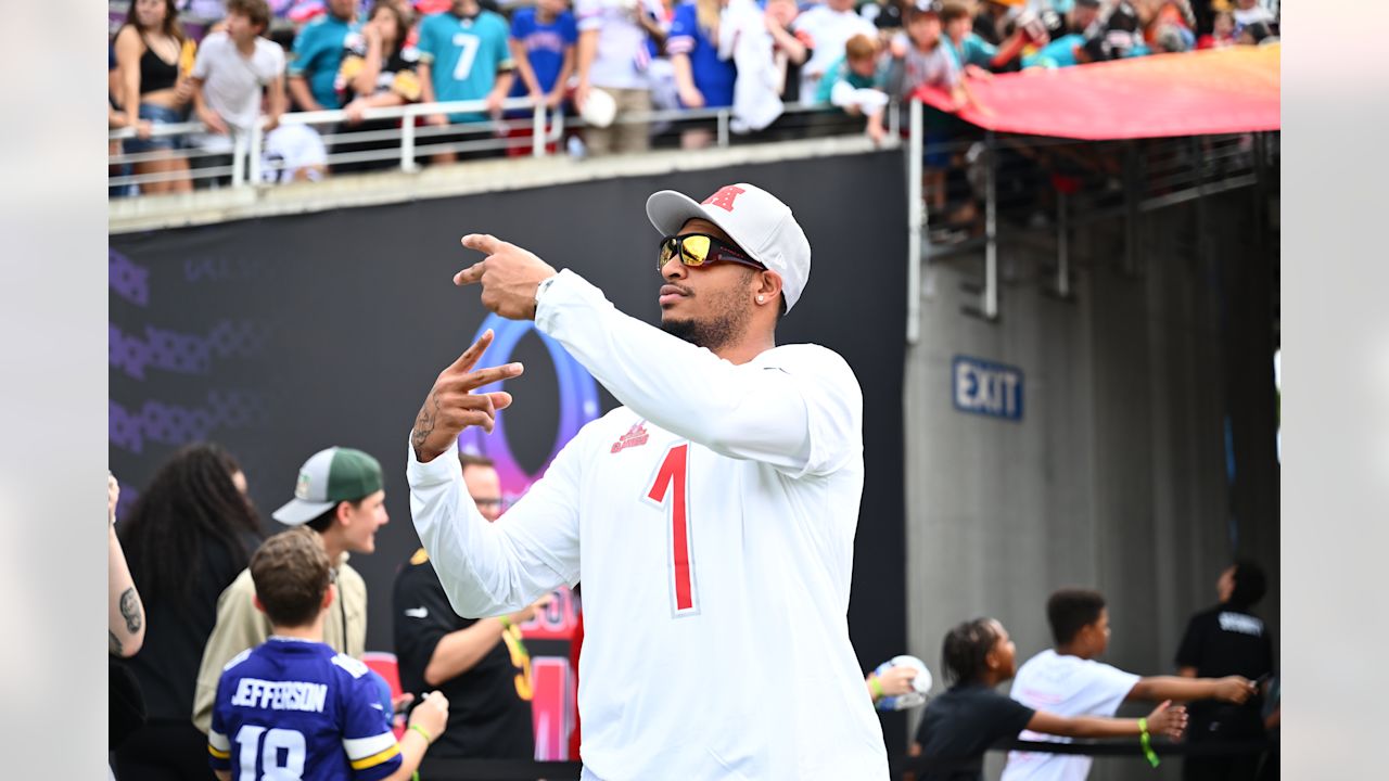 WR Ja'Marr Chase walks onto the field at the 2025 NFL Pro Bowl Games in Orlando, Florida, Sunday, February 2, 2025.