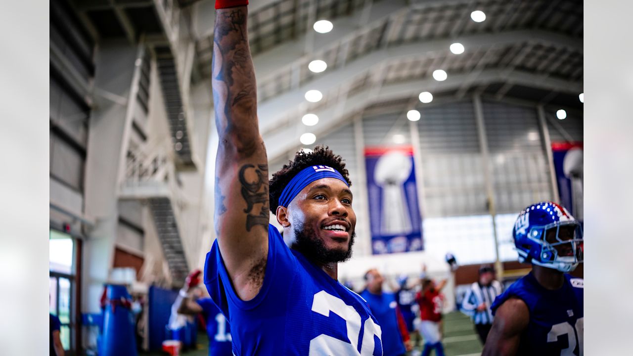 RB Tyrone Tracy Jr. (29)