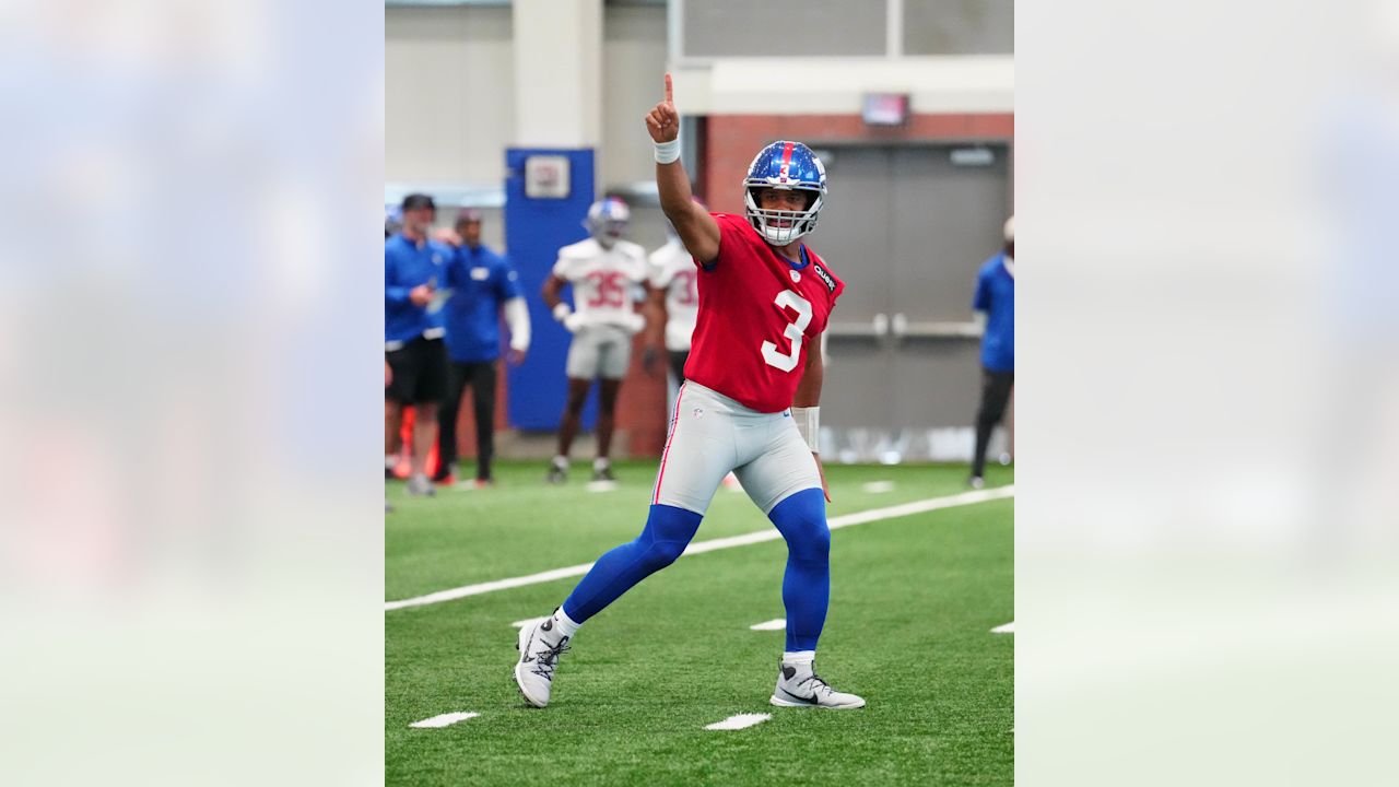 QB Russell Wilson (3)