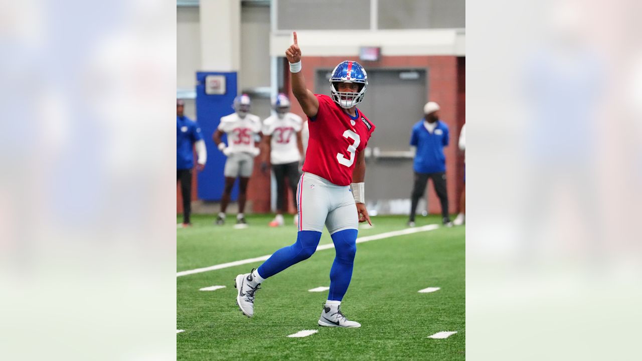 QB Russell Wilson (3)