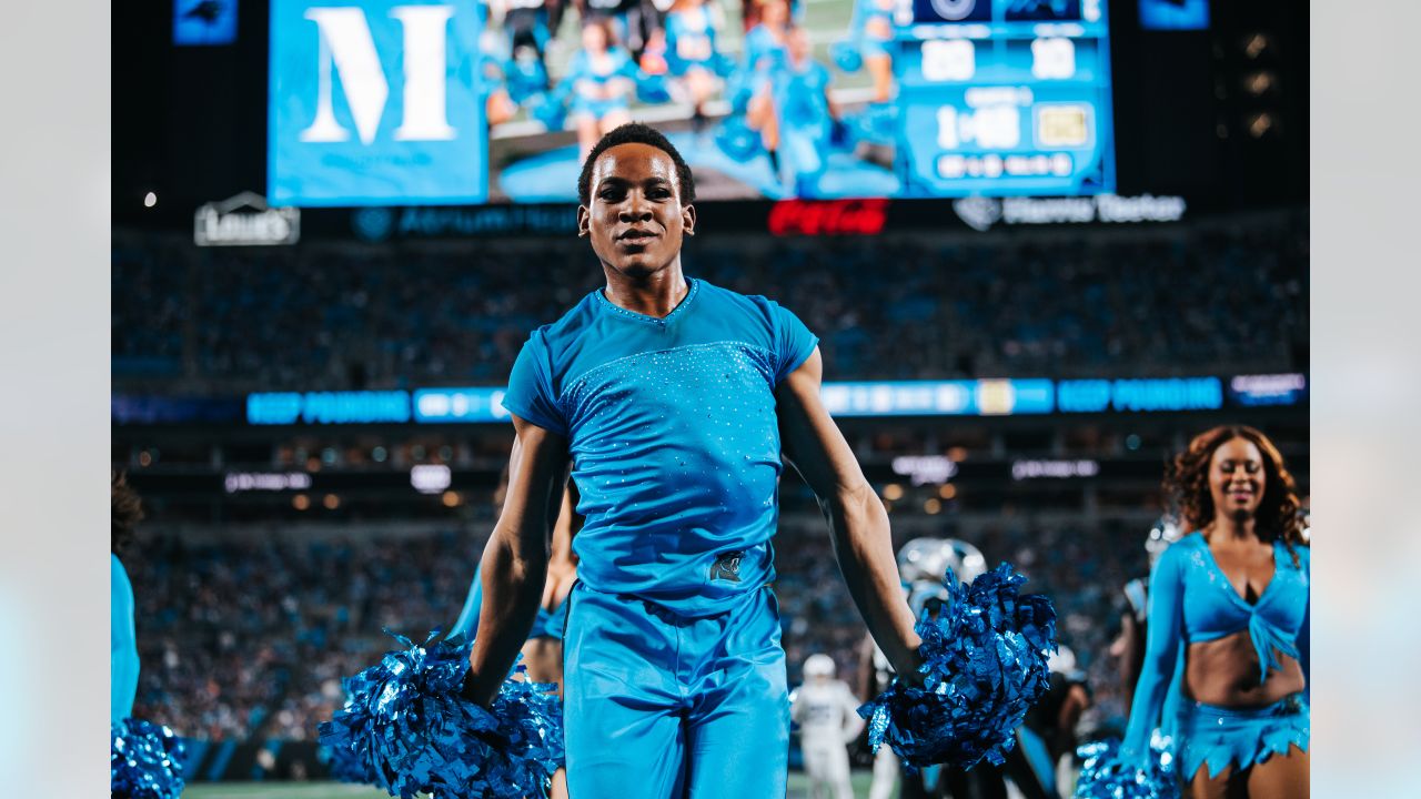 231105 WK 9 vs. Colts_Entertainment-791